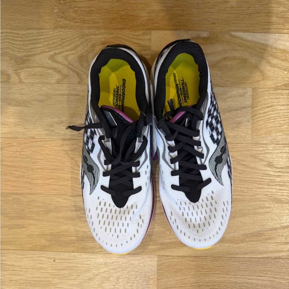 Saucony Endorphin Speed 2